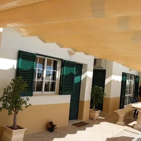Hébergement de vacances Vivenda Guisado With Private Pool V3+2 Albufeira